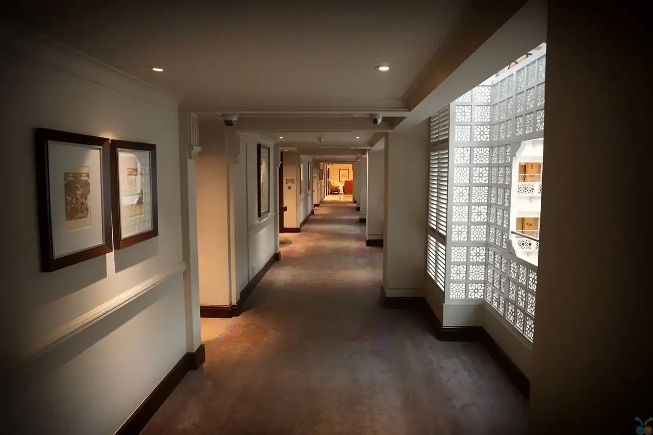 Lavenohotel Insight interior corridor